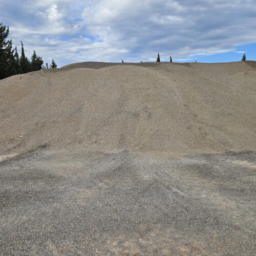 Montón de grava triturada de 6-12